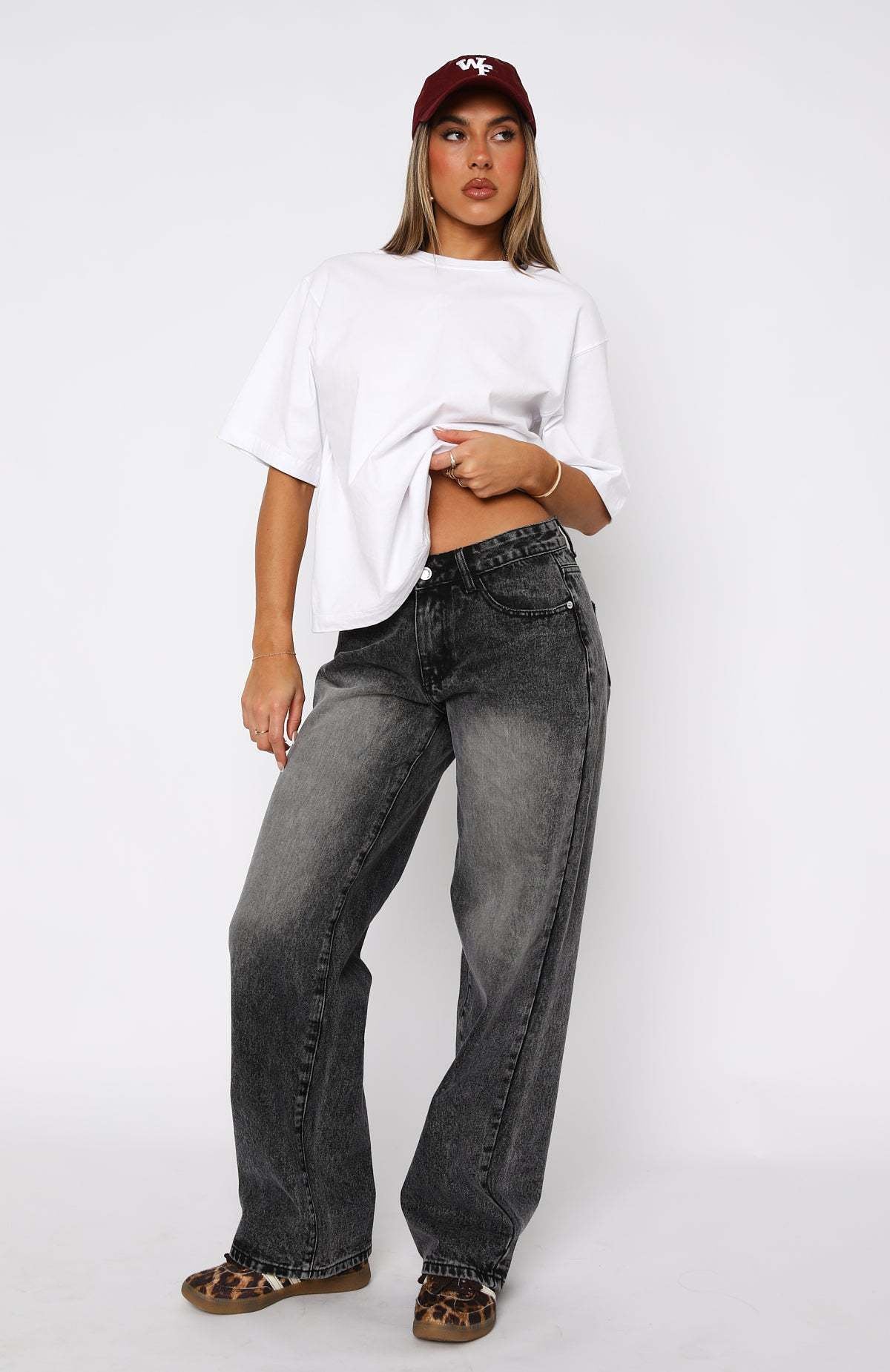 Retro Wash Wide-Leg Jeans in light blue
