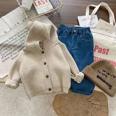 Kids' Undefyning Lynes cozy knit hooded cardigan in soft, stylish fabric, perfect for everyday comfort and casual wear.