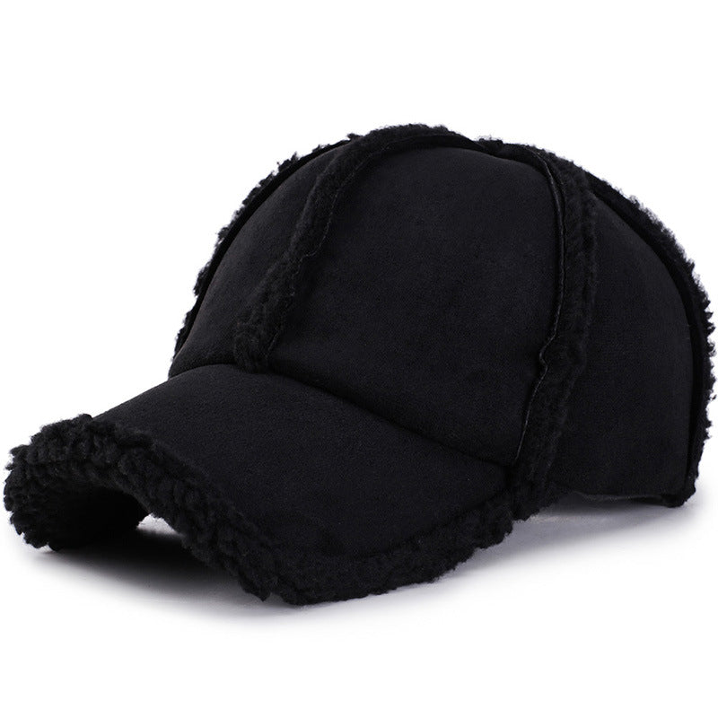 Broken-Edge Peaked Cap in red