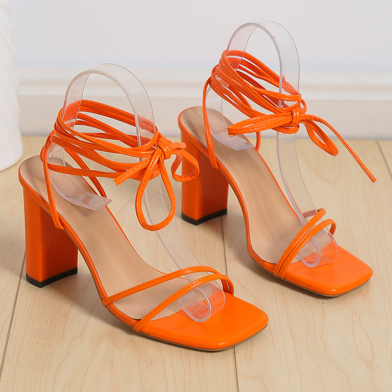 Undefyning Lynes lace-up strappy summer sandals with modern chunky heel, showcasing stylish design and open toe detail.