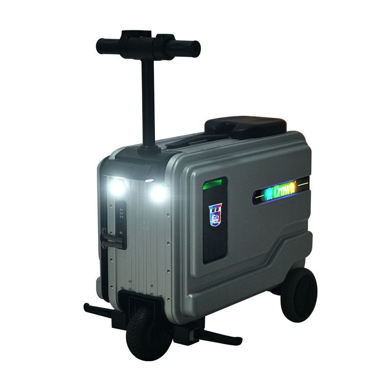 Aerodrive Smart Riding Suitcase with battery — Undefyning Lynes (6 of 6)