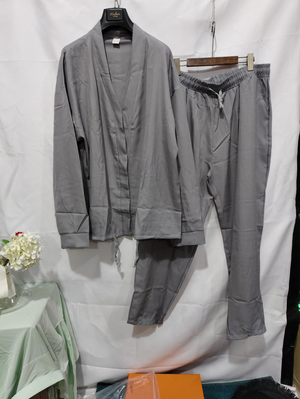 Suit set in white, front view
