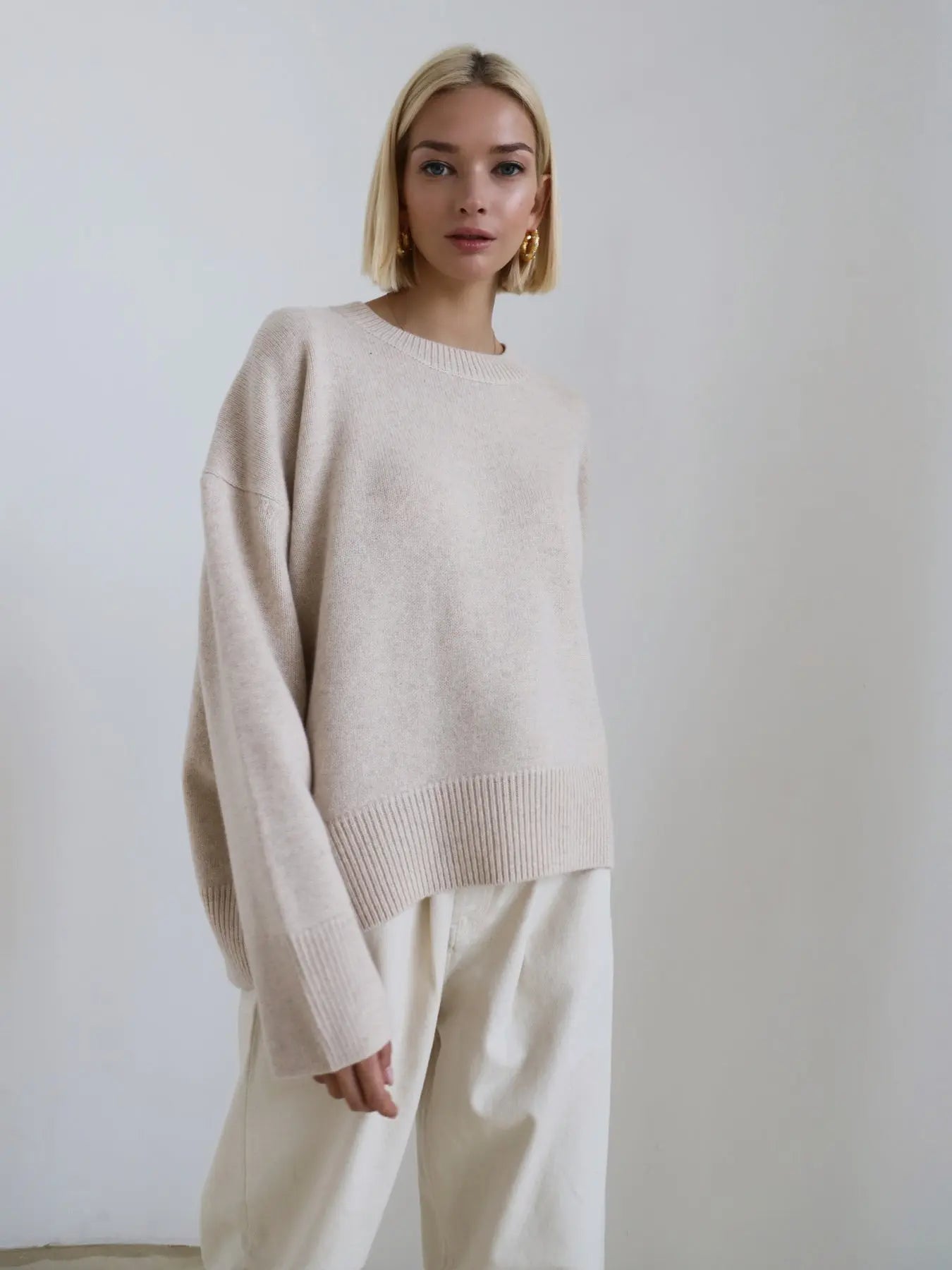 Cozy Oversized Knit Pullover: Effortless Japanese-Inspired Winter Comfort - Undefyning Lynes