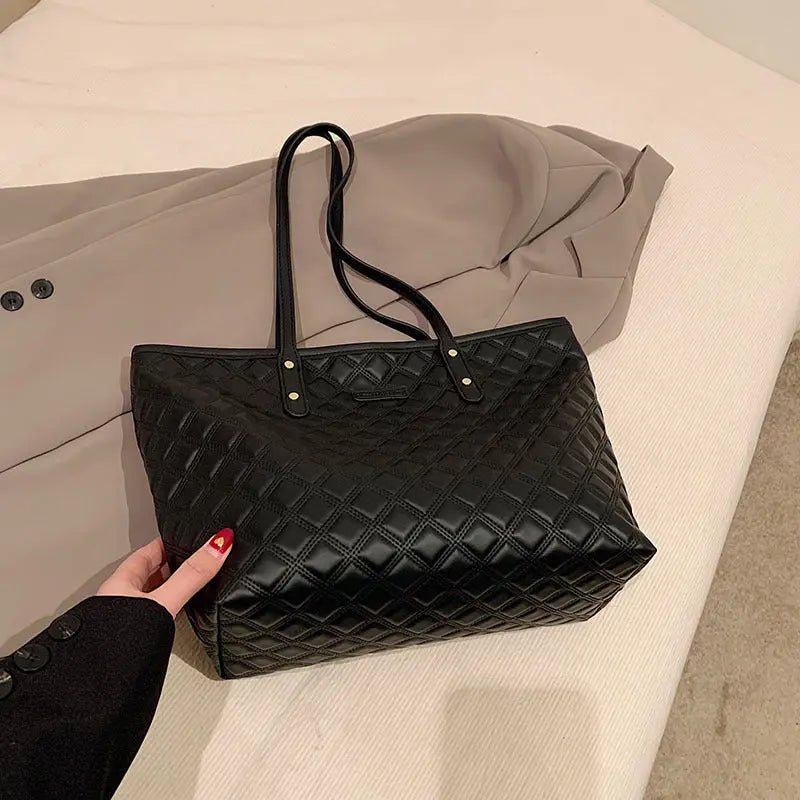 Diamond-Check Commuter Shoulder Bag - Undefyning Lynes