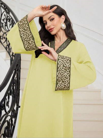 Undefyning Lynes embroidered retro puff-sleeve V-neck dress with intricate embroidery and vintage-inspired style, displayed on a mannequin.