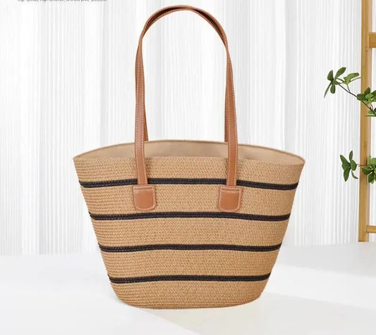 Effortless Chic: The Everyday Straw Tote for Your Coastal-Inspired Wardrobe - Undefyning Lynes