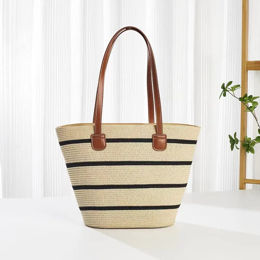 Effortless Chic: The Everyday Straw Tote for Your Coastal-Inspired Wardrobe - Undefyning Lynes