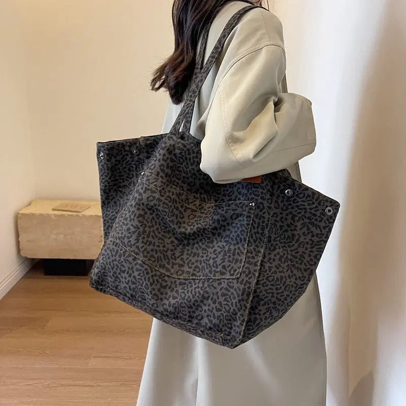 Essential Canvas Bucket Bag: Effortless Organization Meets Everyday Style - Undefyning Lynes