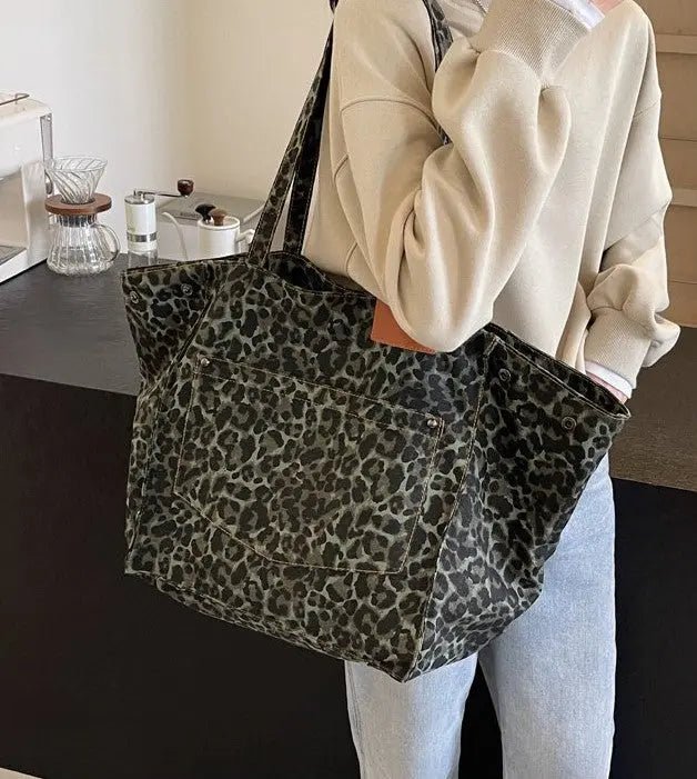 Essential Canvas Bucket Bag: Effortless Organization Meets Everyday Style - Undefyning Lynes