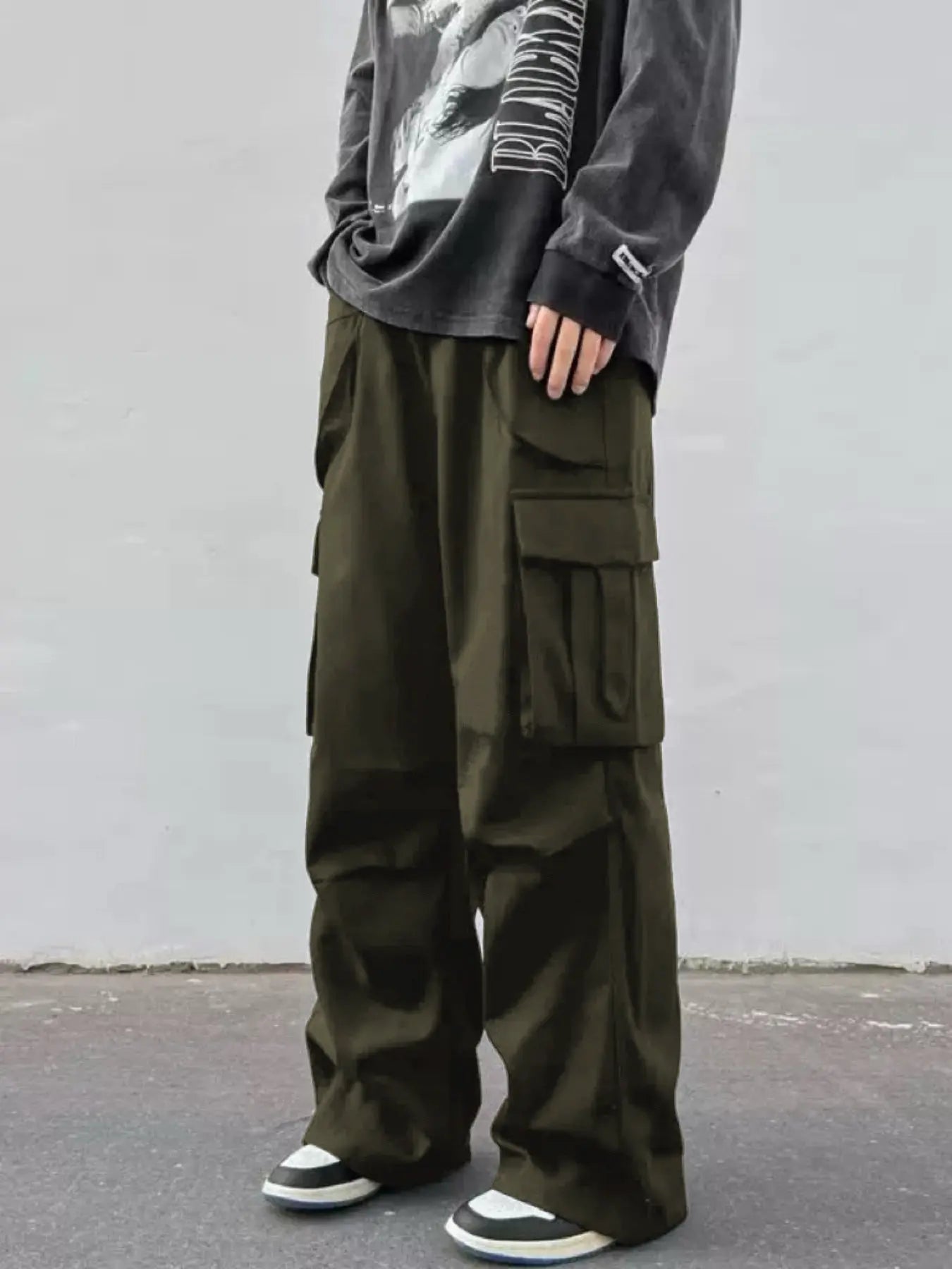 Essential Mid-Rise Wide-Leg Parachute Trousers - Effortless Style & Comfort - Undefyning Lynes