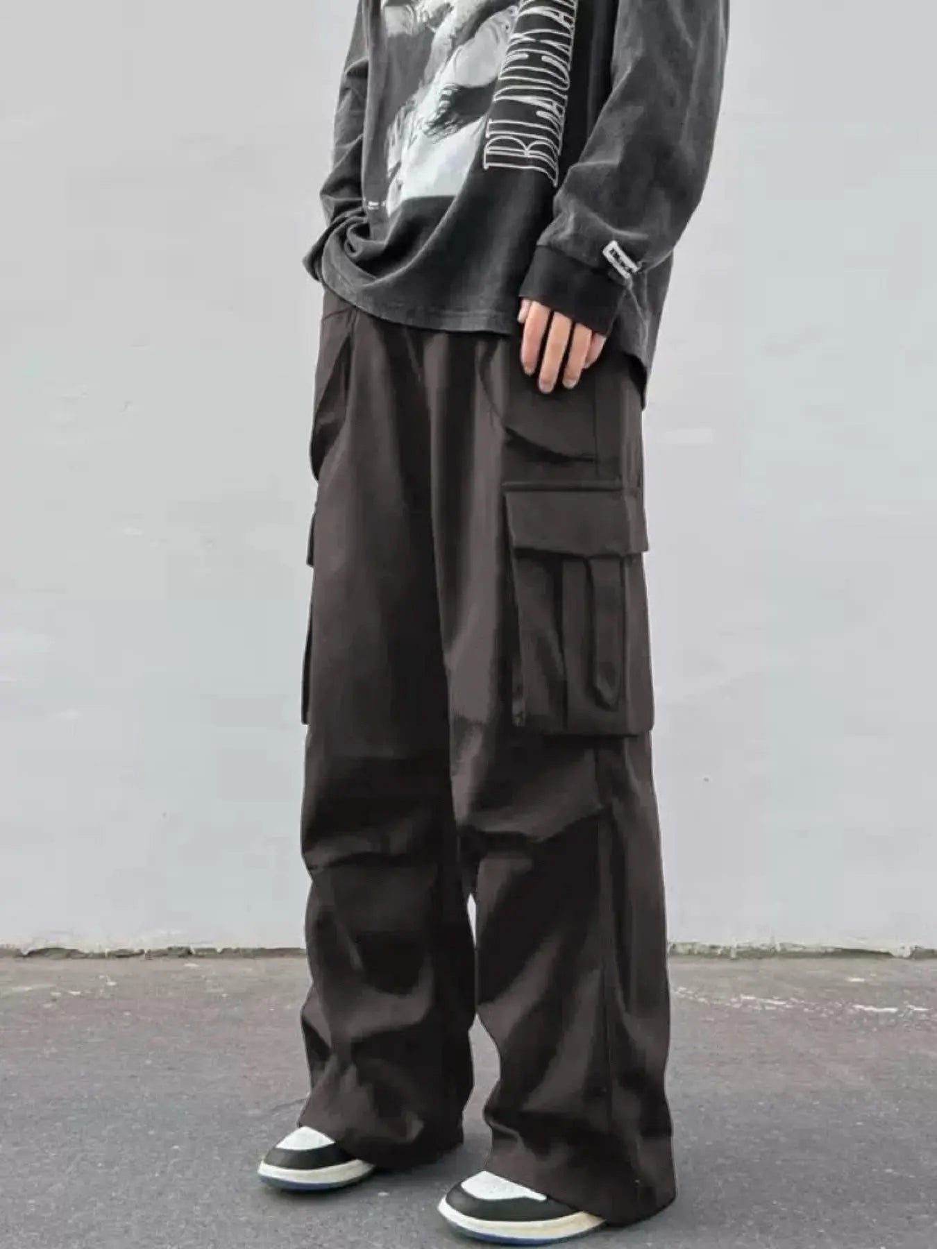 Essential Mid-Rise Wide-Leg Parachute Trousers - Effortless Style & Comfort - Undefyning Lynes