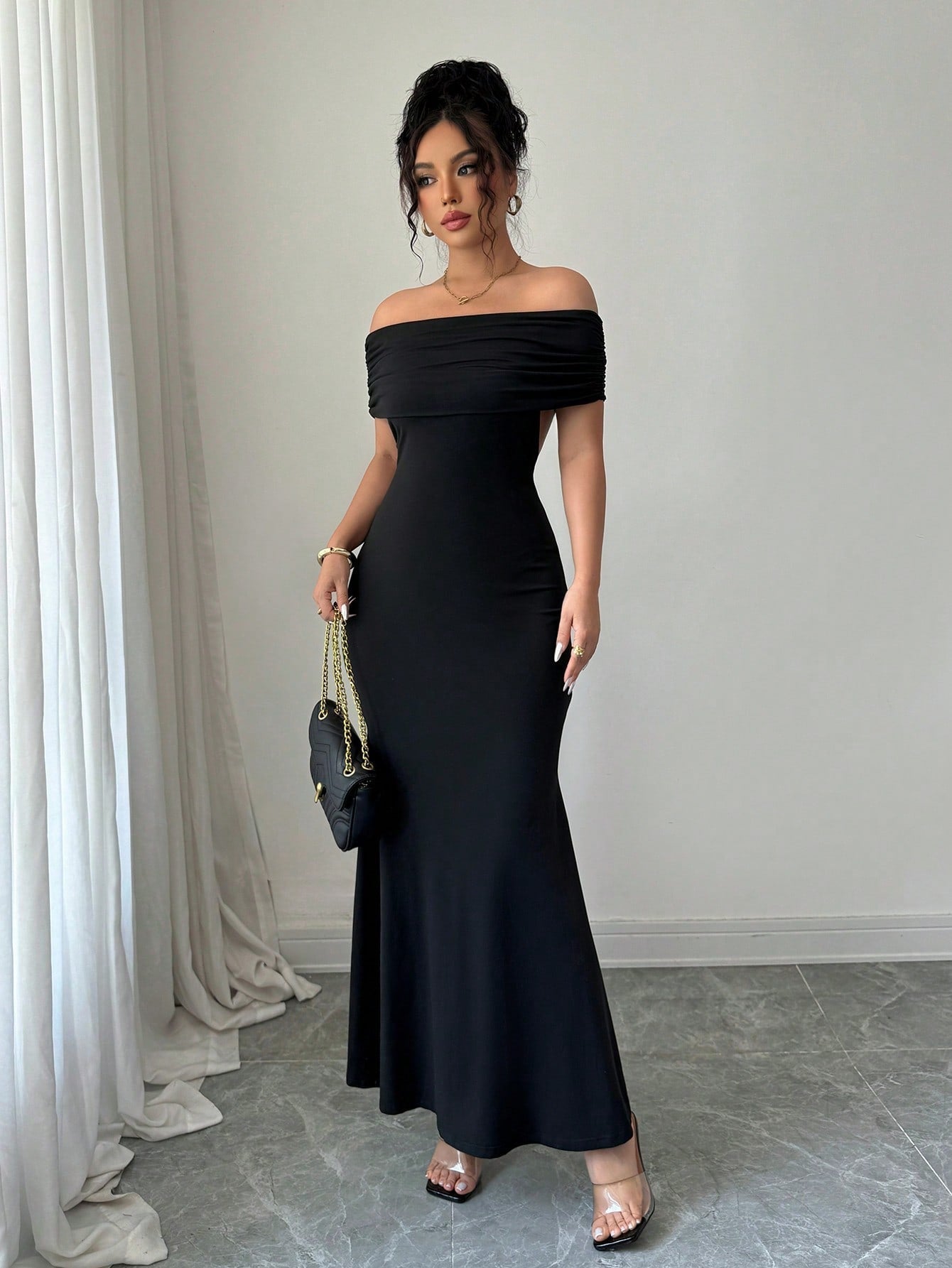 The Off Shoulder Mini – Women's Midnight Allure Off-the-Shoulder Bodycon Dress - Undefyning Lynes