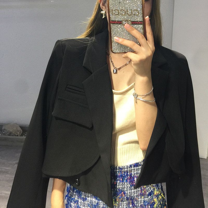 The Princess Sleeve Blazer – Women's Cropped Chenille Princess-Sleeve Blazer - Undefyning Lynes