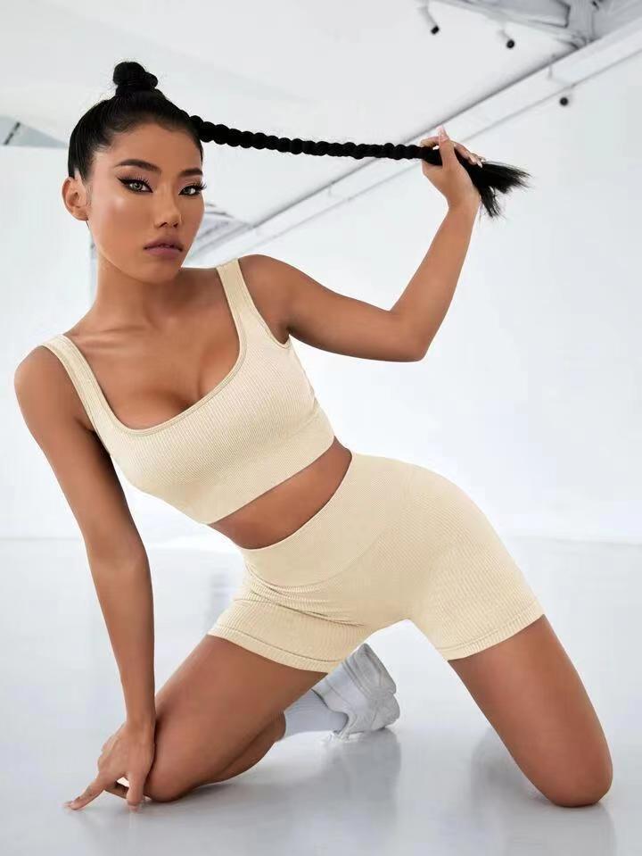 The YogaShort Set – Women's High-Waist Sports Shorts Yoga Suit - Undefyning Lynes